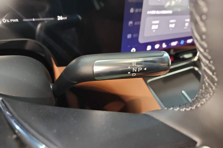 Used Hima AITO M8 2025 Extended-Range Max+ Version 53.4 kWh 6-Seater Edition