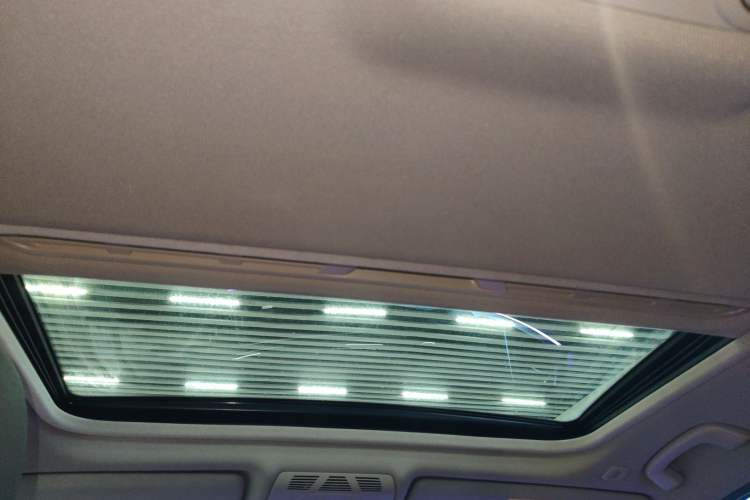 Used BMW 3 Series 2018 320Li Leading Model M Sport Package
