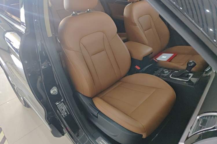 Used Haval H6 Coupe 2016 Blue Label 1.5T Automatic Two-Wheel Drive Urban Model
