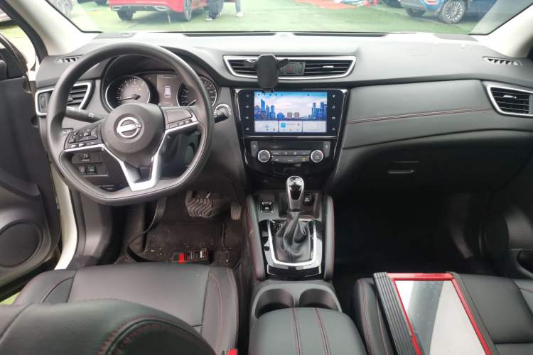 Used Nissan Qashqai 2023 Classic 2.0L CVT XV Comfort Edition