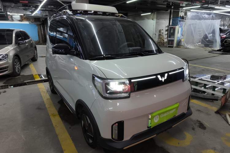 Used Wuling Hongguang MINIEV 2022 GAMEBOY 300km Enthusiast Model with Lithium Iron Phosphate
