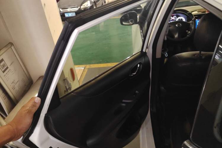 Used Nissan Tiida 2014 1.6L CVT Comfort Model