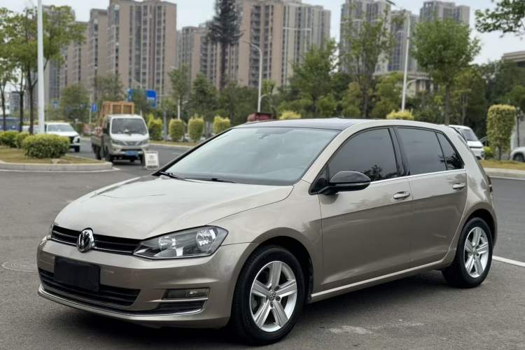 Used Volkswagen Golf 2017 230TSI Automatic Comfort Edition – Celebrating Milestone of One Million Units
