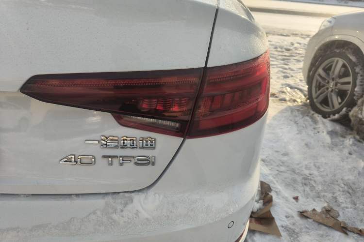 Used Audi A4L 2018 30th Anniversary Edition 40 TFSI Sport Edition
