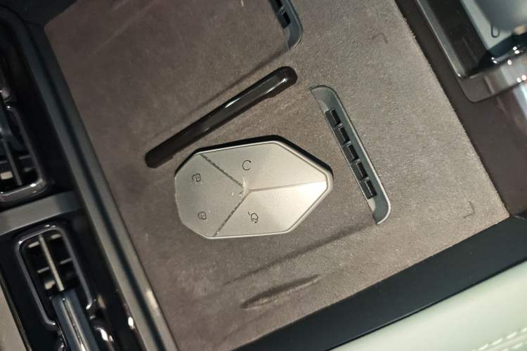 Used Formula Leopard Leopard 5 2025 TianShen Intelligent Driving Ultra Edition
