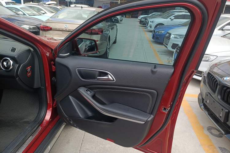 Used Mercedes-Benz GLA 2018 GLA 200 Fashion Model