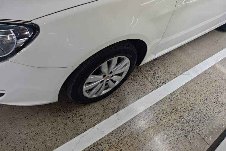 Used Roewe 350 2015 1.5L Manual Luxury Sunroof Edition