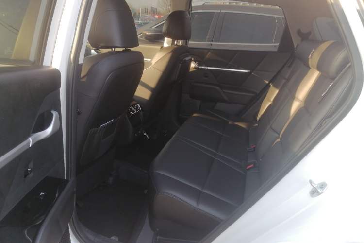 Used Hyundai ix35 2023 Musso 2.0L Deluxe Edition DLX