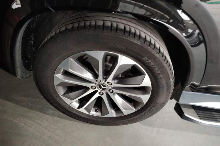 Used Mercedes-Benz GLE 2023 GLE 350 4MATIC Stylish Model
