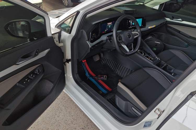 Used Volkswagen Golf 2023 Facelift 280TSI DSG Pro