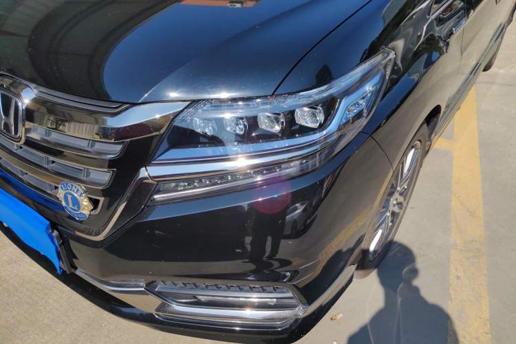 Used Honda Elysion 2019 2.0L Hybrid Luxury Edition
