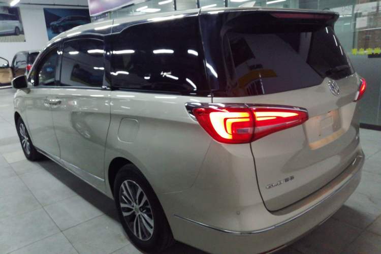 Used Buick GL8 2017 ES 28T Flagship Model China V Standard