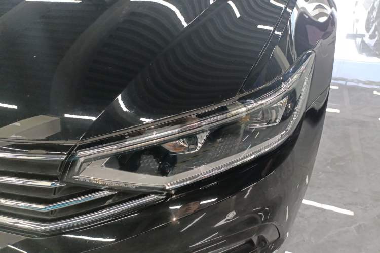 Used Volkswagen Magotan 2020 330TSI DSG Leading Model
