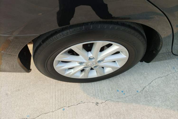 Used Toyota Camry 2016 2.0G 10th Anniversary Leading Edition
