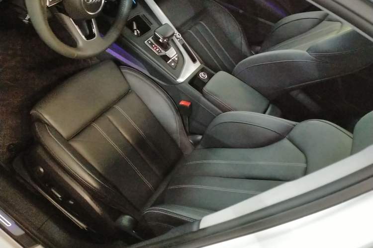 Used Audi A4L 2020 40 TFSI Luxury Dynamic Model