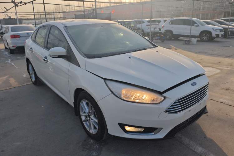 Used Ford Focus 2015 Sedan 1.6L Automatic Trend Model