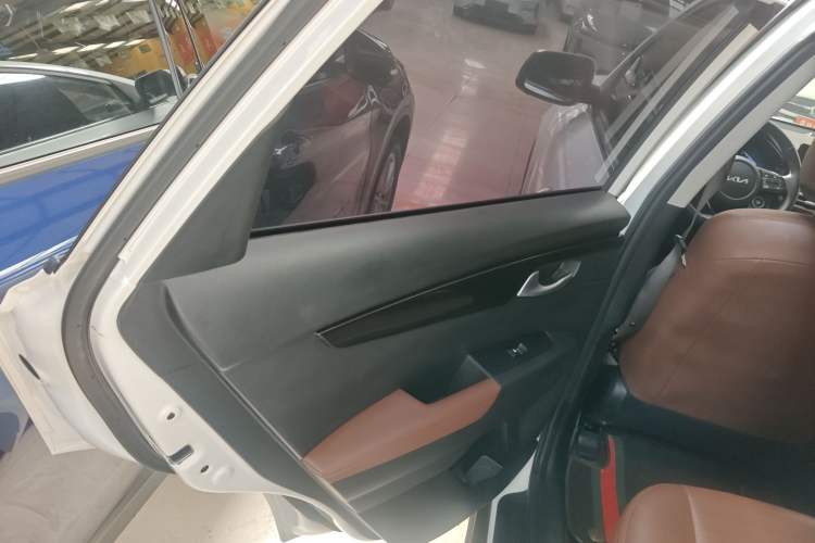 Used Kia Sportage R 2021 Ace 2.0L Splendid Edition
