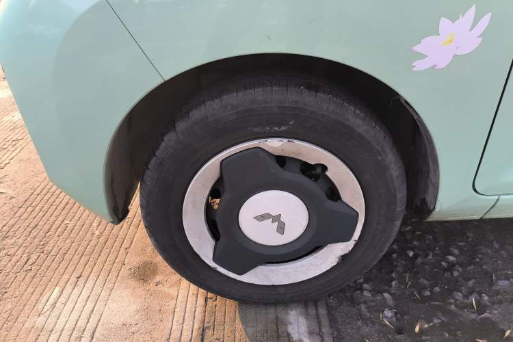 Used Wuling Hongguang MINIEV 2022 Macaron Fashion Model Lithium Iron Phosphate
