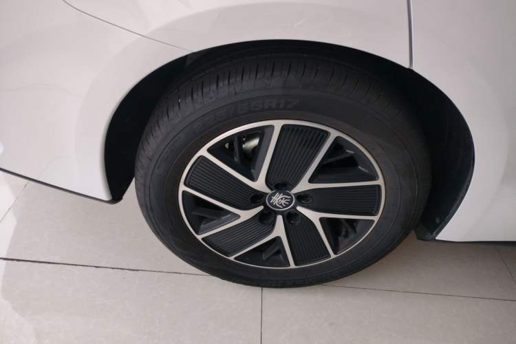 Used BYD Qin L 2025 DM-i Smart Drive 120KM Superior Model