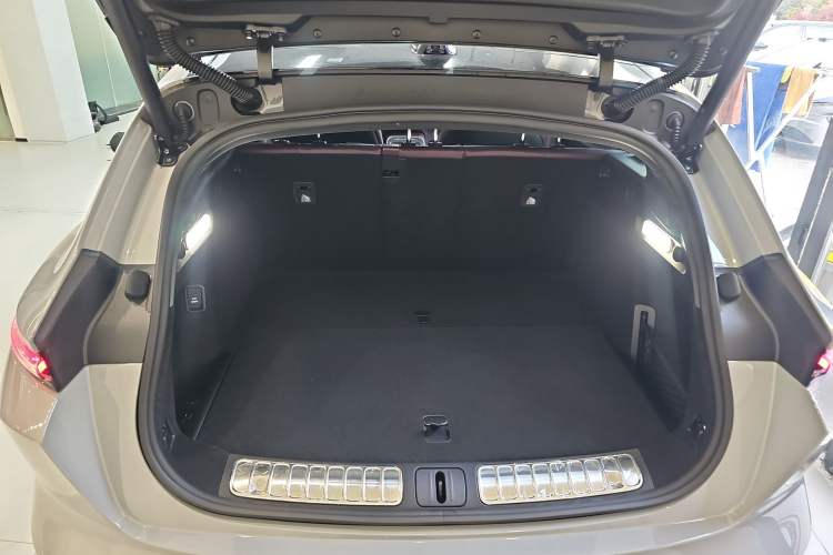 Used Nio ET5T 2025 75 kWh Touring
