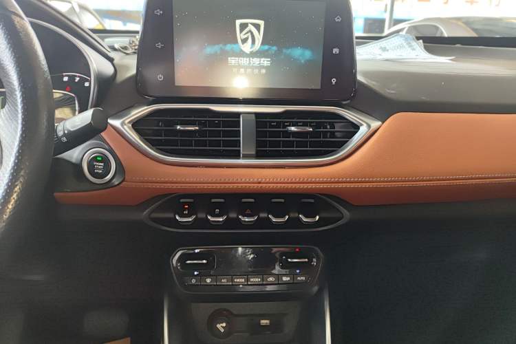 Used Baojun 510 2017 1.5L Automatic Luxury Model
