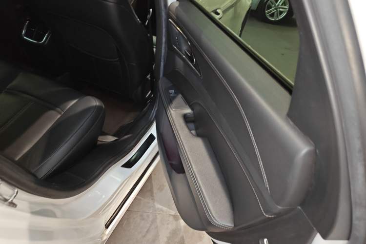 Used Ford Taurus 2017 EcoBoost 245 Fashion Edition
