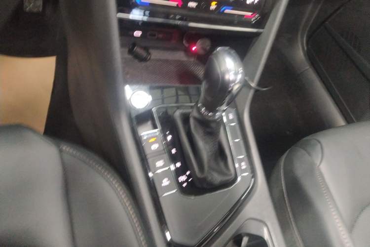 Used Volkswagen Tharu 2021 280TSI Two-Wheel-Drive Luxury Plus Edition
