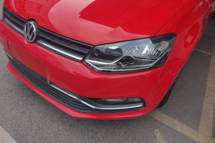 Used Volkswagen Polo 2014 1.6L Automatic Comfort Edition
