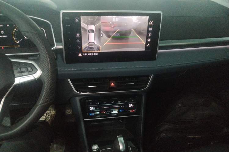 Used Volkswagen Tharu 2024 300TSI Two-Wheel-Drive Moon Luxury Edition