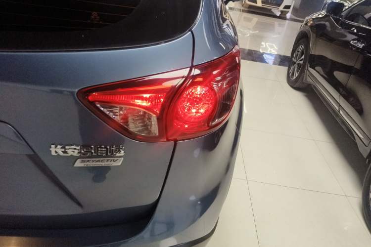 Used Mazda CX-5 2015 2.0L Automatic Two-Wheel Drive Urban Version
