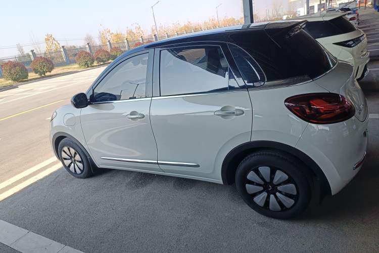 Used Wuling Bingo 2023 410 km Lingxi Deluxe Edition
