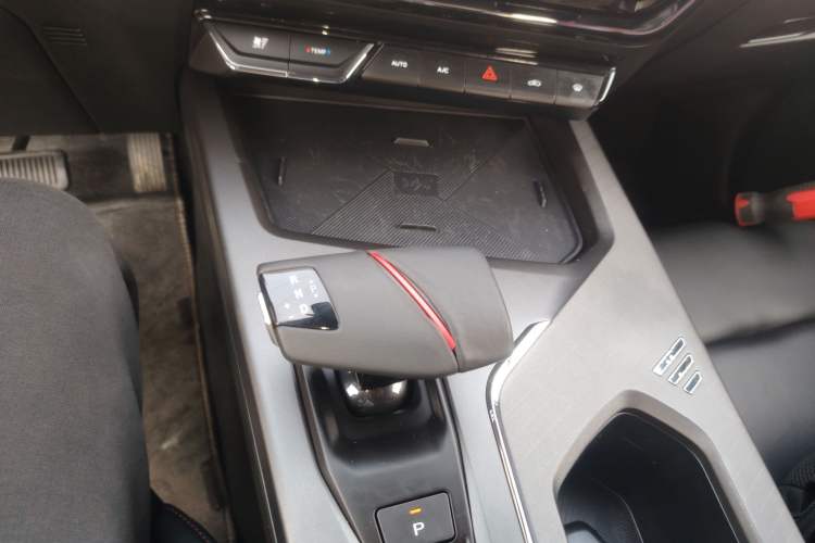 Used Changan X5 PLUS 2024 1.5T DCT ZhiZun Version