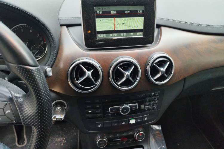 Used Mercedes-Benz B-Class 2013 B 260
