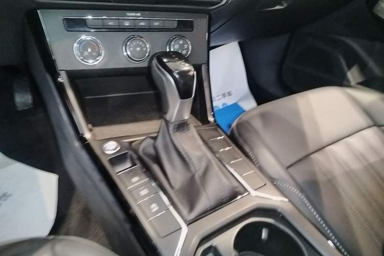 Used Volkswagen Passat 2024 280TSI Business Edition
