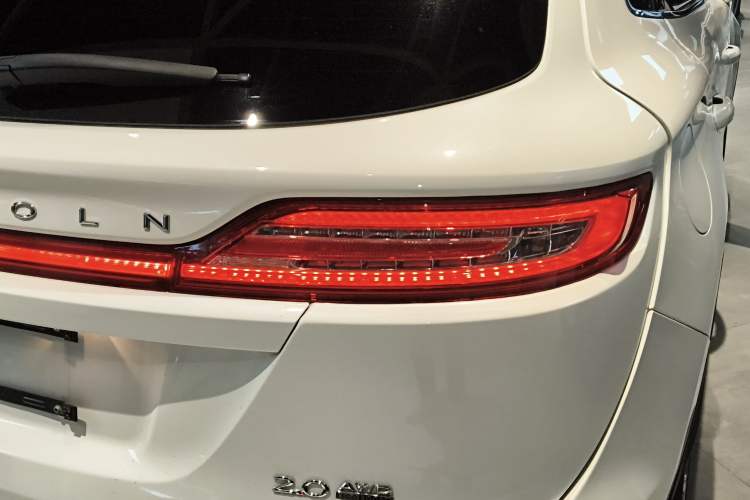 Used Lincoln MKC 2016 2.0T Four-Wheel Drive Prestige Edition