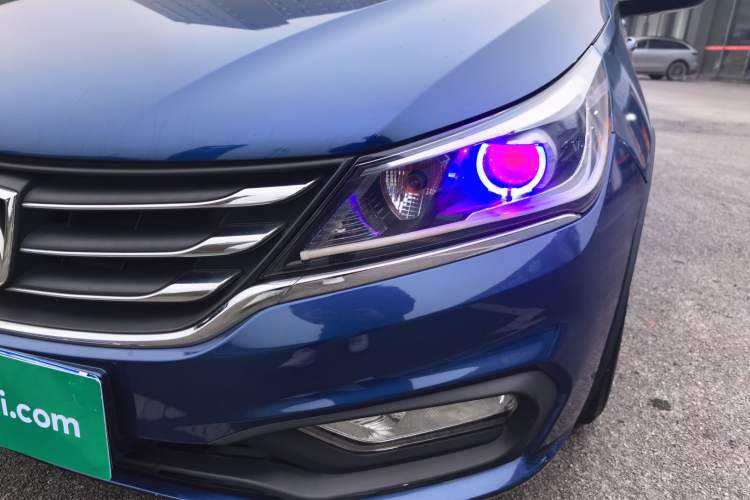 Used Baojun 310W 2017 1.5L Manual Fashion Model China V
