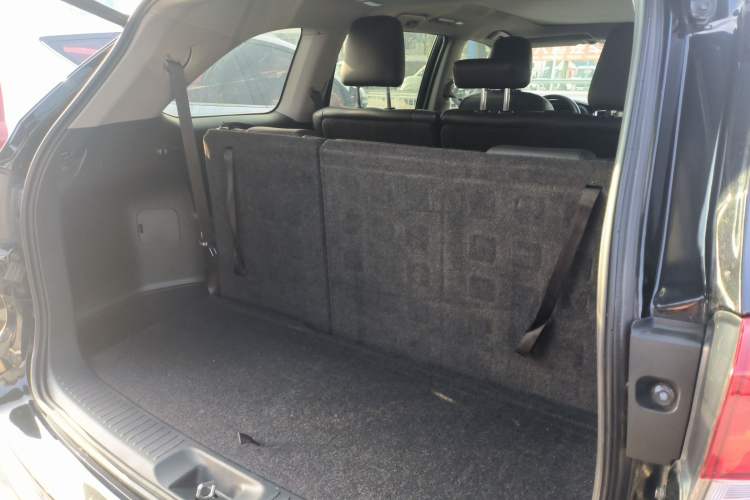 Used Toyota Highlander 2018 2.0T Four-Wheel Drive Luxury Version 7 Seats China VI Standard
