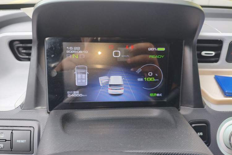 Used Wuling Hongguang MINIEV 2022 Macaron Premium Model – Lithium Iron Phosphate
