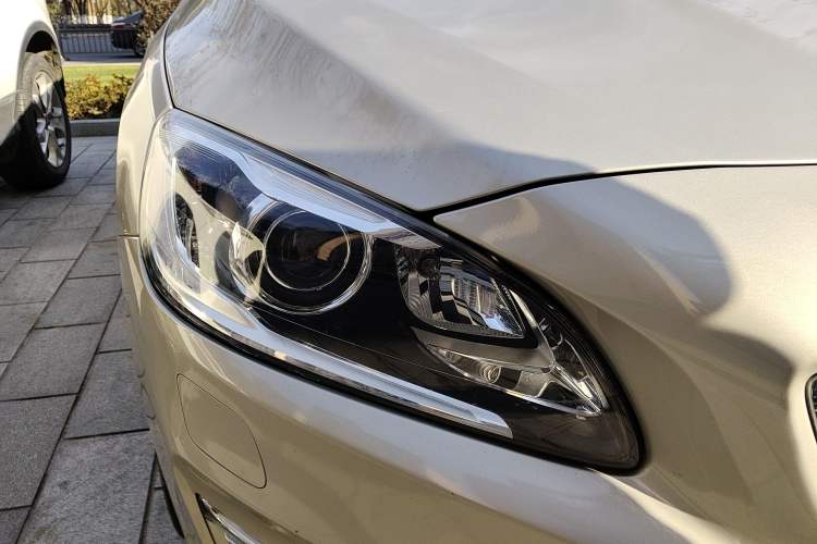 Used Volvo S60 2018 S60L T5 Intelligent Drive Progressive Edition