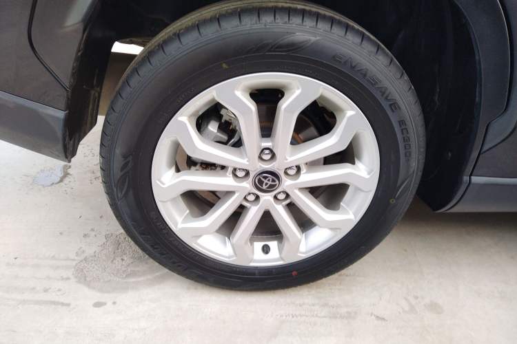 Used Toyota FRONTLANDER 2023 2.0L CVT Leading Edition
