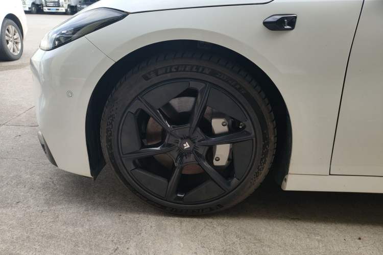 Used  GT 2024 Global Model 710 Ultra-High-Voltage LiDAR Edition
