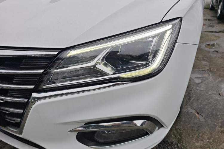 Used Roewe i5 2020 1.5L Automatic 4G Connect Luxury Flagship Edition
