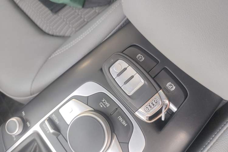 Used Audi A3 2020 Sportback 35 TFSI Fashion Edition China VI Emission Standard
