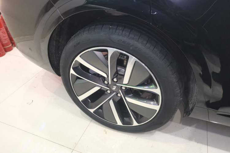 Used Li Auto L6 2024 Pro Model
