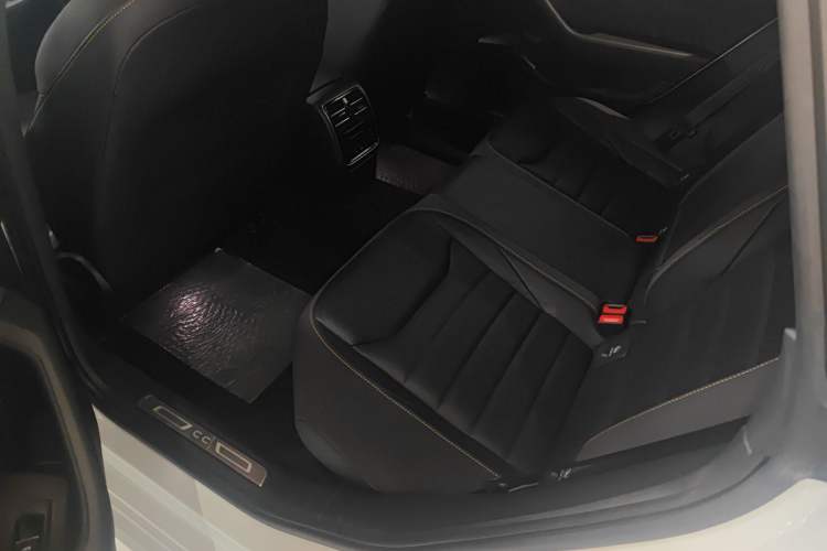 Used Volkswagen FAW-Volkswagen CC 2023 380TSI Striking Edition