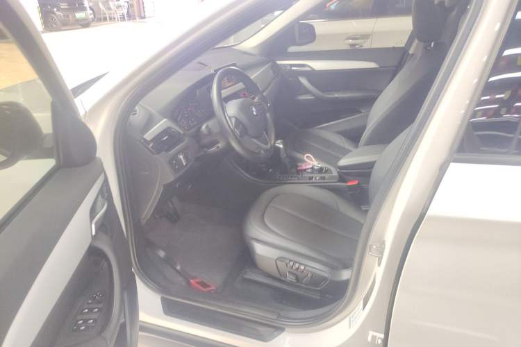 Used BMW X1 2016 sDrive18Li Premium Edition
