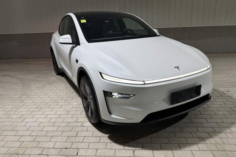 Used Tesla Model Y 2026 Rear-Drive Model