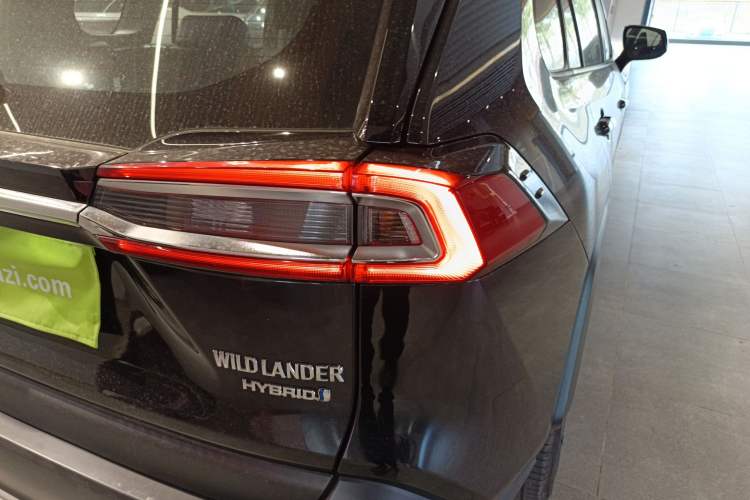 Used Toyota Wildlander 2023 Dual-Motor 2.5L E-CVT Four-Wheel Drive Prestige Edition
