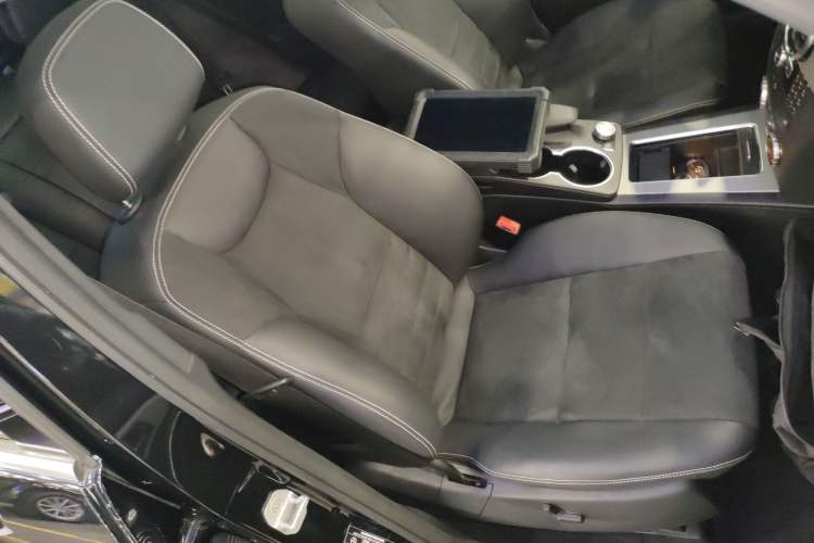 Used Mercedes-Benz GLK-Class 2015 GLK 300 4MATIC Fashion Edition Ultimate Version