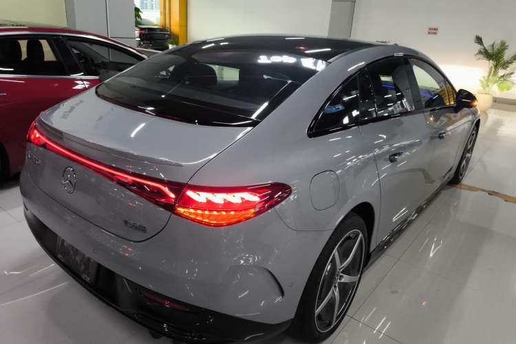 Used Mercedes-Benz EQE 2022 350 First Edition Special Version